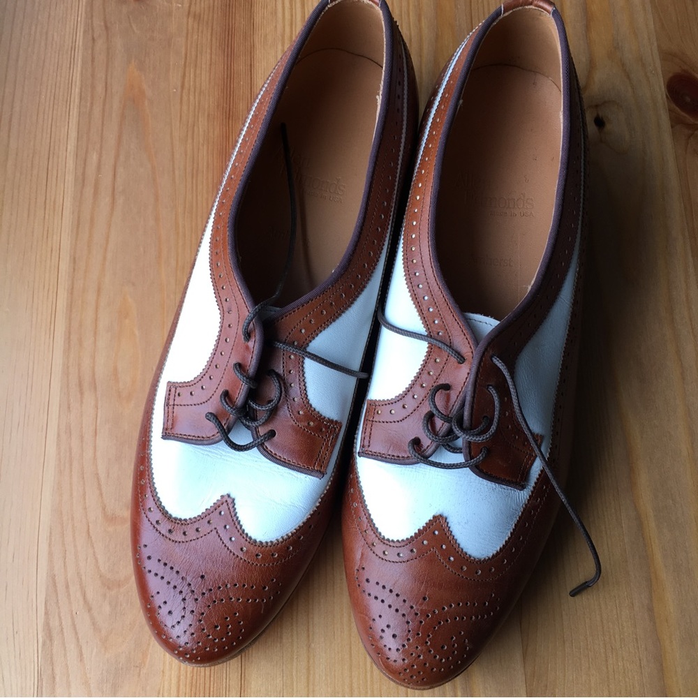 Allen Edmonds women’s loafers size 6
